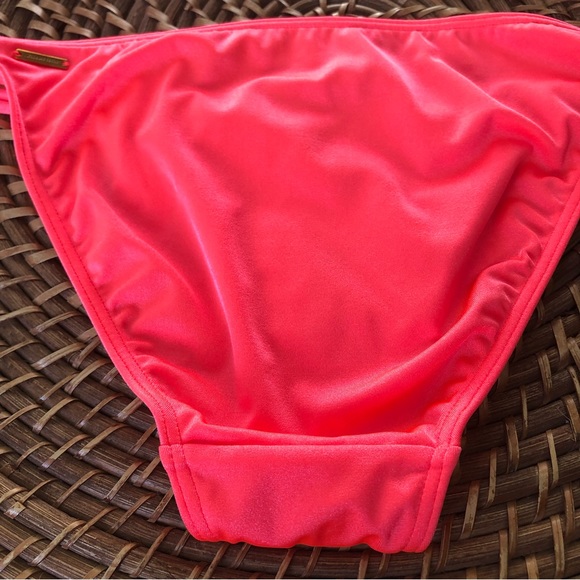 Victoria’s Secret Miraculous Bombshell Bikini - Picture 8 of 16